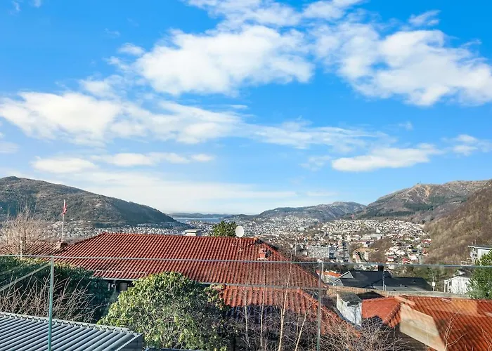 Villa In The Hollywood Hills Of With Breathtaking Views Bergen